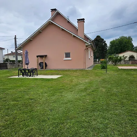 La Maison Rose Hébergement de vacances *