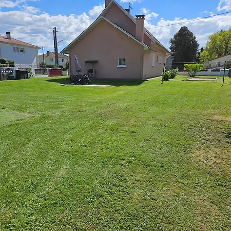 Feriehus La Maison Rose *